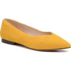 Baleriny CAPRICE - 9-24202-24 Yekkiw Suede 641. Żółte baleriny damskie Caprice, bez wzorów, z zamszu, bez obcasa. Za 249,00 zł.