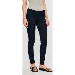 Pepe Jeans - Spodnie Pixie. Jeansy damskie Pepe Jeans. W wyprzedaży za 219,90 zł.