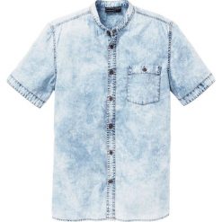 Koszula dżinsowa z krótkim rękawem Slim Fit bonprix niebieski "moon". Niebieskie koszule męskie bonprix, s, bez wzorów, ze stójką, z krótkim rękawem. Za 79,99 zł.