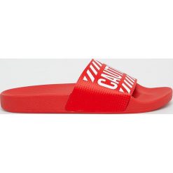 TheWhiteBrand - Klapki. Czerwone kapcie męskie TheWhiteBrand, z materiału. W wyprzedaży za 119,90 zł.