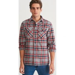 Koszula flanelowa COMFORT FIT - Wielobarwn. Niebieskie koszule męskie marki Reserved, l. Za 139,99 zł.
