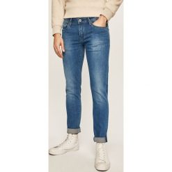 Pepe Jeans - Jeansy Hatch. Niebieskie jeansy męskie Pepe Jeans, z aplikacjami. W wyprzedaży za 269,90 zł.