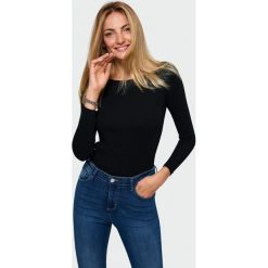 Bawełniany top z dekoracyjną lamówką. Bluzki damskie Greenpoint, bez wzorów, z bawełny, bez kołnierzyka, bez rękawów. Za 49,99 zł.