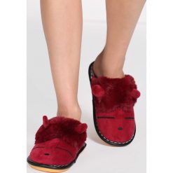 Bordowe Kapcie Rhyme. Czerwone kapcie damskie Born2be. Za 39,99 zł.