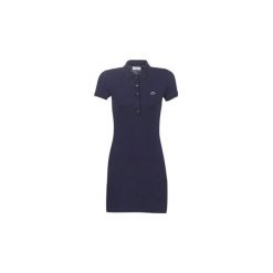 Sukienki krótkie Lacoste EF8470. Niebieskie sukienki damskie Lacoste, bez wzorów, bez kołnierzyka, z krótkim rękawem, krótkie, mini. Za 649,00 zł.