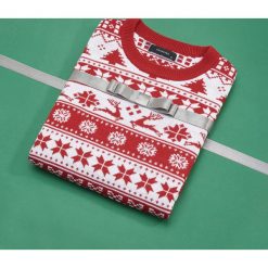 Sweter z motywem zimowym - Czerwony. Czerwone swetry męskie Reserved, s, bez wzorów, bez kołnierzyka, bez kaptura. Za 99,99 zł.