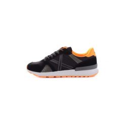 Buty Munich Fashion 8410018. Czarne trampki męskie Munich Fashion, bez wzorów, bez zapięcia. Za 552,70 zł.