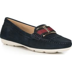 Buty damskie. Brązowe mokasyny damskie Wittchen, ze skóry. W wyprzedaży za 399,90 zł.