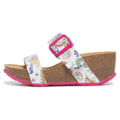 Desigual Klapki Damskie Shoes bio8 Galactic 41 Biały. Białe klapki damskie Desigual, bez wzorów, bez obcasa. W wyprzedaży za 195,00 zł.