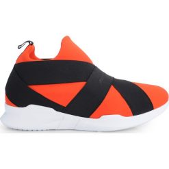 John Galliano Sneakersy "Neoprene". Białe sneakersy męskie John Galliano, bez zapięcia. Za 789,00 zł.