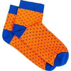 SKARPETY MĘSKIE WE WZORY U14 - POMARAŃCZOWE. Brązowe skarpetki męskie Ombre Clothing, z bawełny. Za 7,99 zł.