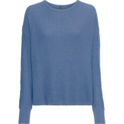 Sweter dzianinowy bonprix niebieski dżins "used". Niebieskie swetry damskie marki bonprix, bez wzorów, z dzianiny, bez rękawów, bez kaptura. Za 79,99 zł.