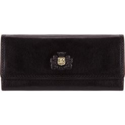 Etui na klucze. Pomarańczowe etui damskie Wittchen, ze skóry. Za 229,90 zł.