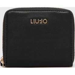 Liu Jo - Portfel. Czarne portfele damskie marki Liu Jo, bez wzorów, z poliesteru. Za 259,90 zł.