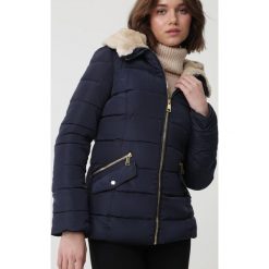 Granatowa Kurtka Mornington. Niebieskie kurtki damskie Born2be, na zimę, xl, bez wzorów, z futra, klasyczne, długie, bez kaptura. Za 259,99 zł.