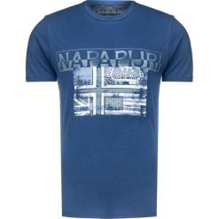 T-shirt NAPAPIJRI SAWY. Niebieskie t-shirty męskie Napapijri, na lato, z nadrukiem, z bawełny, z okrągłym kołnierzem. W wyprzedaży za 144,00 zł.