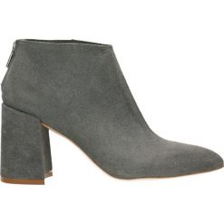 Botki HARUMI. Szare botki damskie Gino Rossi, ze skóry, bez obcasa, na zamek. Za 299,90 zł.