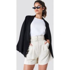 Bermudy damskie: MANGO Szorty z paskiem - White,Offwhite
