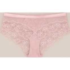 Koronkowe majtki hipster - Różowy. Różowe majtki damskie Reserved, s, z koronki. Za 29,99 zł.