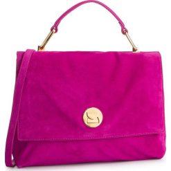 Torebka COCCINELLE - DD1 Liya Suede E1 DD1 18 01 01 Ult.Violet/U.VI V02. Fioletowe torebki klasyczne damskie marki Coccinelle, bez wzorów, ze skóry, klasyczne, bez dodatków. Za 1499,90 zł.