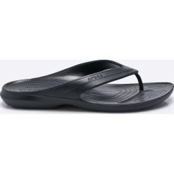 Crocs - Japonki. Czarne kapcie męskie marki Crocs, z materiału. Za 89,90 zł.