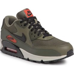 Buty NIKE - Air Max 90 Essential AJ1285 205 Medium Olive/Black/Team Oragne. Zielone półbuty męskie Nike, na co dzień, bez wzorów, ze skóry ekologicznej, bez zapięcia. Za 589,00 zł.