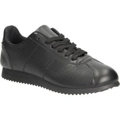 Czarne buty sportowe sznurowane Casu 87-1A. Czarne buty sportowe damskie marki Casu. Za 59,99 zł.