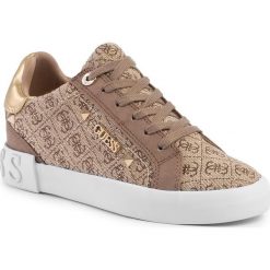 Sneakersy GUESS - Puxly2 FL5P2X FAL12 BEIGE/BROWN. Brązowe półbuty damskie Guess, na co dzień, z aplikacjami, ze skóry ekologicznej, bez obcasa, na płaskiej podeszwie, bez zapięcia. W wyprzedaży za 429,00 zł.