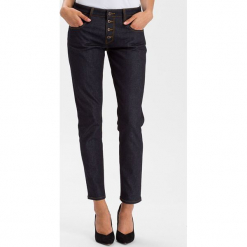 Dżinsy "Gwen" - Loose fit - w kolorze granatowym. Niebieskie spodnie z wysokim stanem marki Cross Jeans, z aplikacjami, z denimu. W wyprzedaży za 113,95 zł.