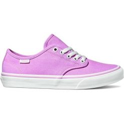 Vans Trampki Wm Camden Stripe Summer Canvas Różowy 40.0. Różowe buty sportowe damskie marki Vans, bez wzorów, bez zapięcia. W wyprzedaży za 169,00 zł.