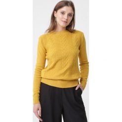 Żółty Sweter Evolutive. Żółte swetry damskie Born2be, m, bez wzorów, z jeansu, klasyczne, z długim rękawem, długie, bez kaptura. Za 59,99 zł.