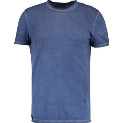 Patrizia Pepe Tshirt basic open blue. Niebieskie koszulki polo męskie Patrizia Pepe, m, z bawełny. W wyprzedaży za 272,35 zł.