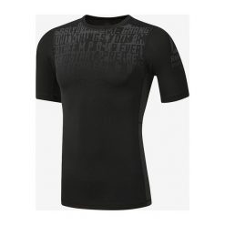 Reebok Koszulka Czarny. Czarne podkoszulki męskie Reebok, m, bez wzorów, z elastanu, bez kołnierzyka, krótkie. Za 188,95 zł.