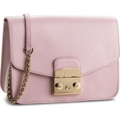 Torebka FURLA - Metropolis 962700 B BNF8 ARE Camelia e. Czerwone torebki klasyczne damskie Furla, ze skóry. W wyprzedaży za 1079,00 zł.