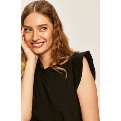 Answear Lab - T-shirt. Czarne bluzki damskie Answear Lab, s, bez wzorów, z bawełny, casualowe, z okrągłym kołnierzem. Za 49,90 zł.