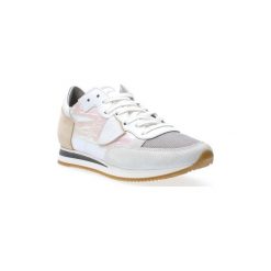 Buty Philippe Model TRLD WO08 TROPEZ. Białe trampki i tenisówki damskie Philippe Model, bez wzorów, bez zapięcia. Za 810,55 zł.