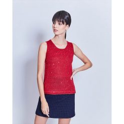 Top w kolorze czerwonym. Czerwone bluzki damskie Cacharel, l, klasyczne, z okrągłym kołnierzem. W wyprzedaży za 359,95 zł.