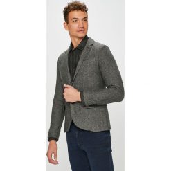 Casual Friday - Marynarka. Czarne garnitury męskie marki Casual Friday, z poliesteru, klasyczne. W wyprzedaży za 299,90 zł.
