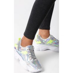 Srebrne Sneakersy Violettice. Szare sneakersy damskie Born2be. Za 99,99 zł.