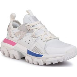 Sneakersy CATERPILLAR - Raider Sport P724528 Star White/Moonstruck. Białe półbuty damskie Caterpillar, ze skóry. W wyprzedaży za 379,00 zł.