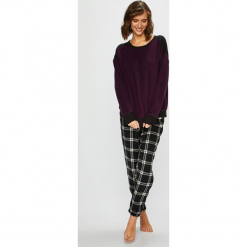 Dkny - Piżama. Czarne piżamy damskie DKNY, s, bez wzorów, z elastanu, bez rękawów. W wyprzedaży za 249,90 zł.