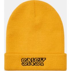 Czapka z napisem SNSY - Żółty. Żółte czapki męskie Sinsay, z napisami. Za 15,99 zł.