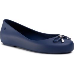 Baleriny MELISSA - Mel Sweet Love Iv Inf 32800 Blue 01380. Niebieskie baleriny damskie Melissa, bez wzorów, z tworzywa sztucznego, klasyczne, bez obcasa. Za 249,00 zł.