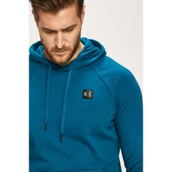 Under Armour - Bluza. Zielone bluzy męskie Under Armour, s, bez wzorów, z bawełny, z kapturem, bez rękawów, z kapturem. W wyprzedaży za 159,90 zł.