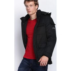 Czarna Kurtka Get Easier. Czarne kurtki męskie Born2be, na zimę, m, bez wzorów. Za 139,99 zł.