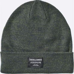 Jack & Jones - Czapka. Szare czapki zimowe męskie marki Jack & Jones, na zimę, z dzianiny. W wyprzedaży za 24,90 zł.