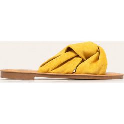 Answear - Klapki Martin Pescatore. Żółte klapki damskie ANSWEAR, bez wzorów, z gumy, bez obcasa, na obcasie. W wyprzedaży za 49,90 zł.
