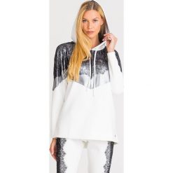 BLUZA U&B TWINSET. Szare bluzy damskie xs, w koronkowe wzory, z materiału. Za 334,50 zł.