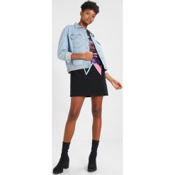 Wrangler RETRO JACKET Kurtka jeansowa tubble blue. Niebieskie kurtki damskie jeansowe Wrangler, xs. Za 399,00 zł.