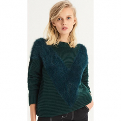 Sweter oversize z puszystą aplikacją - Turkusowy. Niebieskie bez kategorii Sinsay, s. Za 79,99 zł.